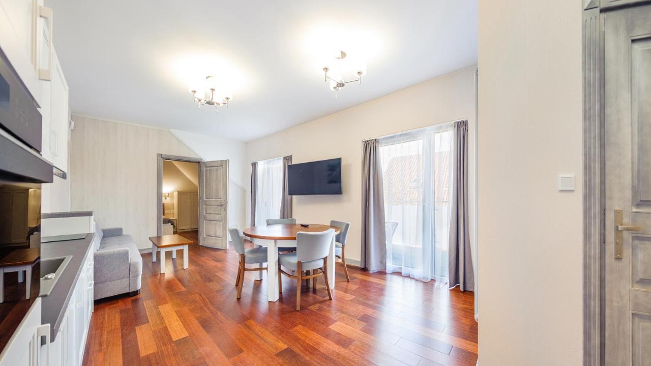 Apartment Sopockie Blonie *